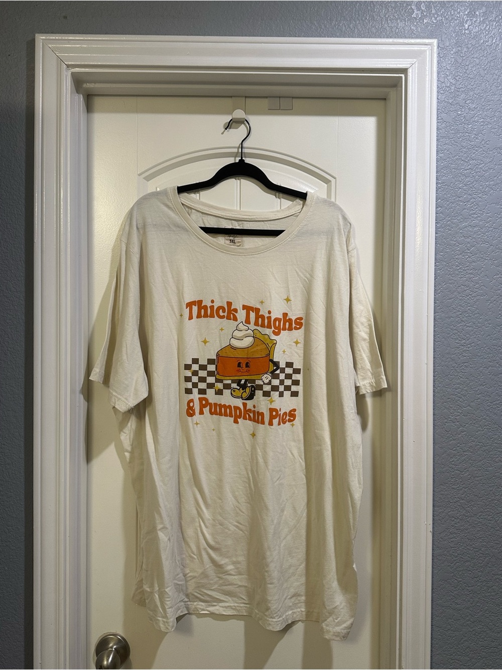 Cream Graphic Short Sleeve Tee - Thick Thighs & Pumpkin Pies